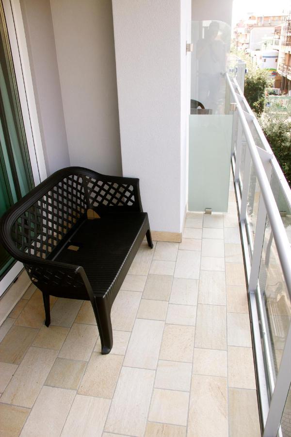 Residence La Perla Caorle Buitenkant foto