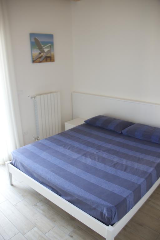 Residence La Perla Caorle Kamer foto